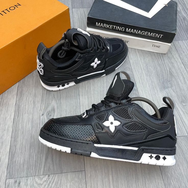 Louis vuitton skate noir